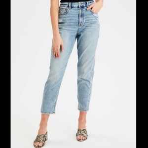 American Eagle Mom Jeans